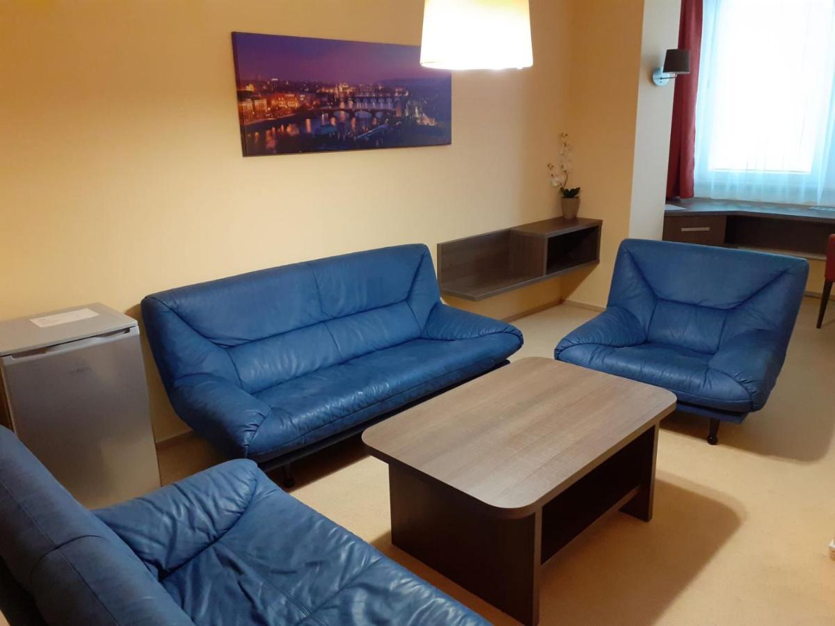 Hotel Uno Usti nad Orlici Ngoại thất bức ảnh