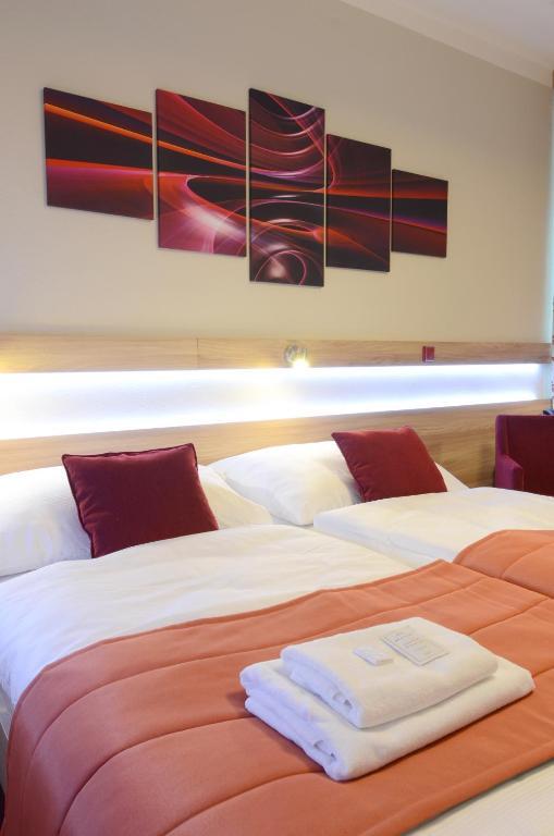 Hotel Uno Usti nad Orlici Phòng bức ảnh
